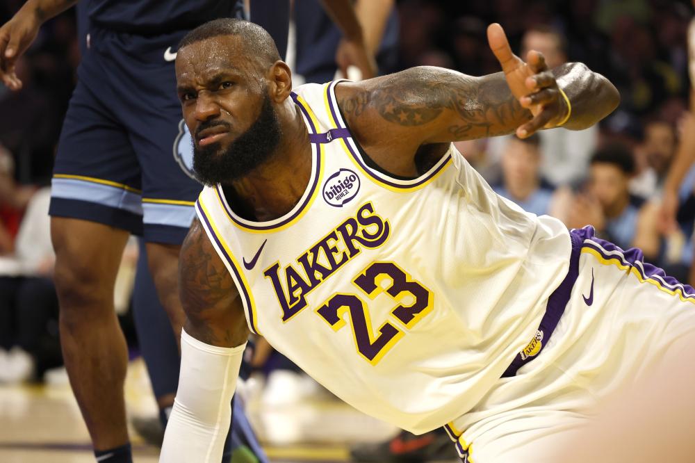 为何会主动 为何会主动